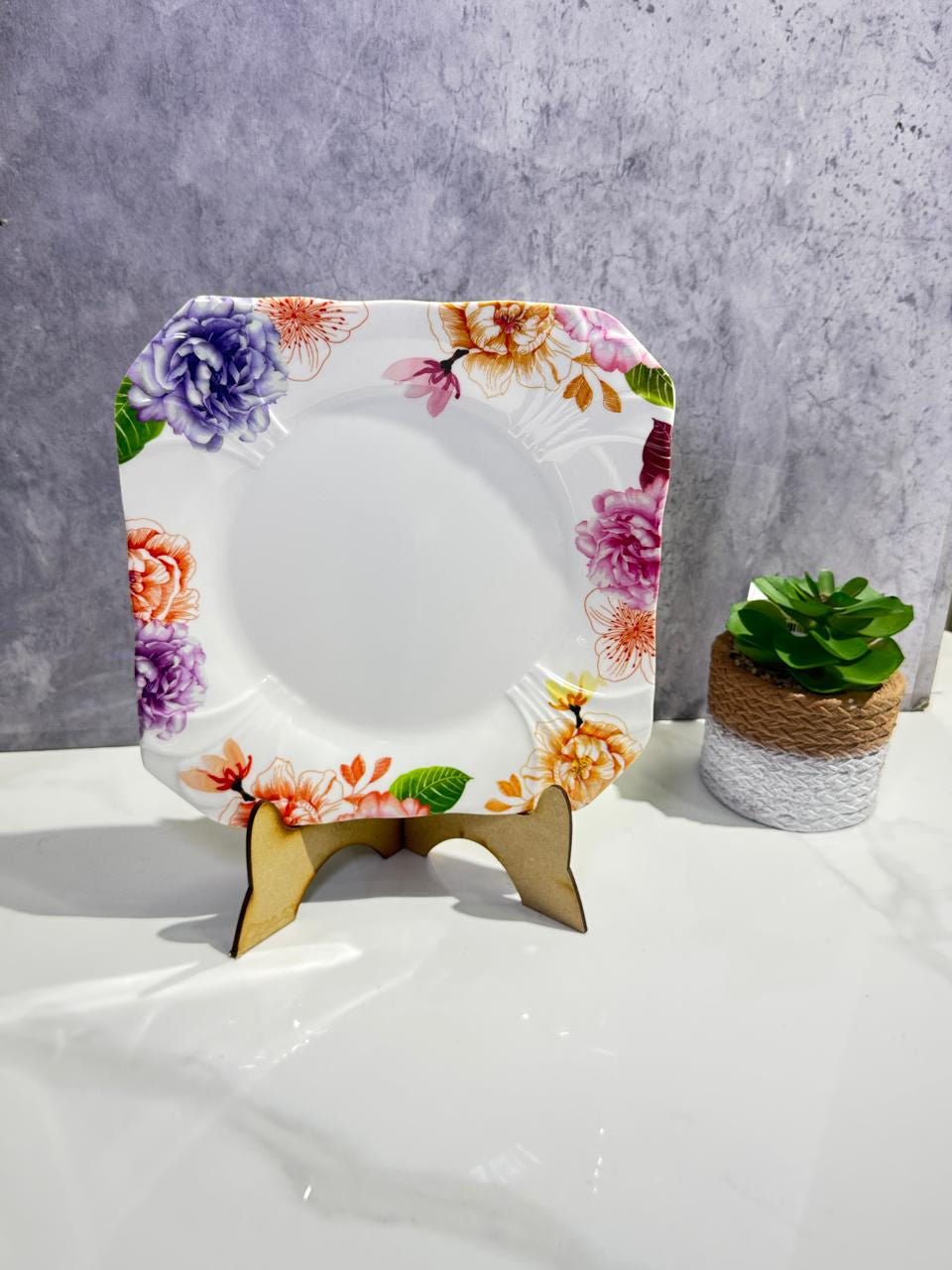 PLATO CUADRADO DE FLORES