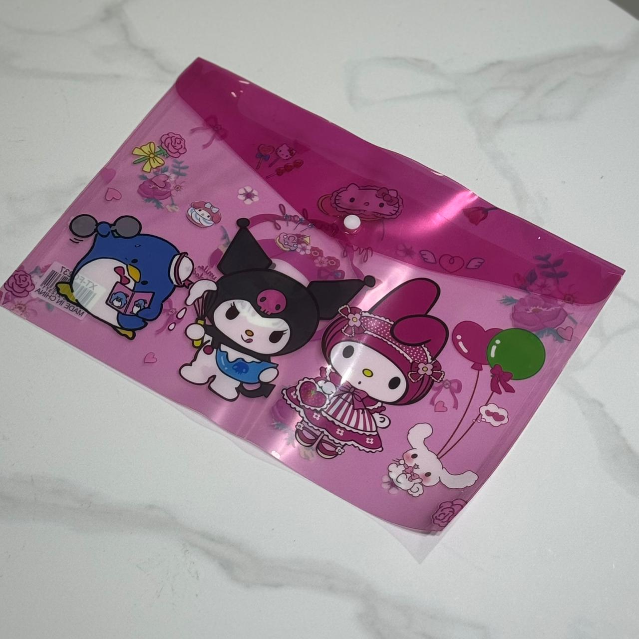 CARPETA PLÁSTICA DE PERSONAJES