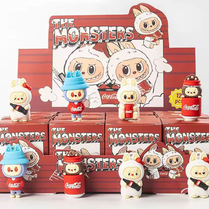 LABUBU SORPRESA COCACOLA
