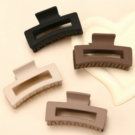 CAIMAN EN TONOS NUDE