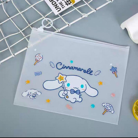 ESTUCHE SILICONADO DE PERSONAJES