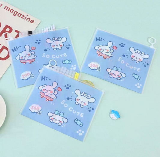 ESTUCHE SILICONADO FONDO SANRIO