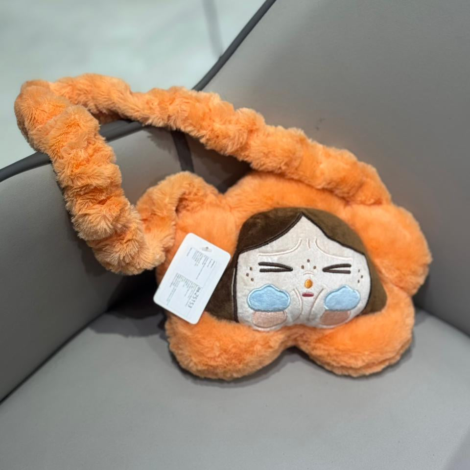 BOLSO DE PELUCHE CRY BABY