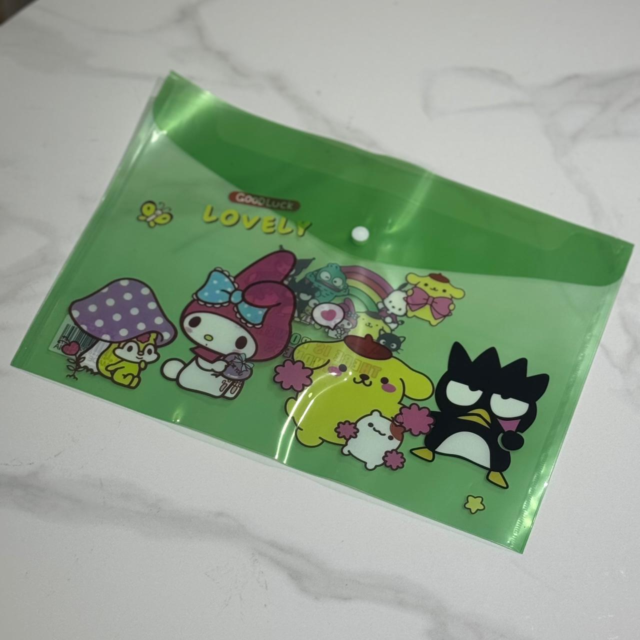 CARPETA PLÁSTICA DE PERSONAJES